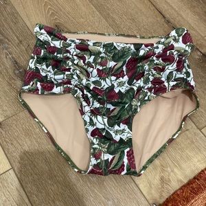 Kortni Jeane maternity bottoms size medium